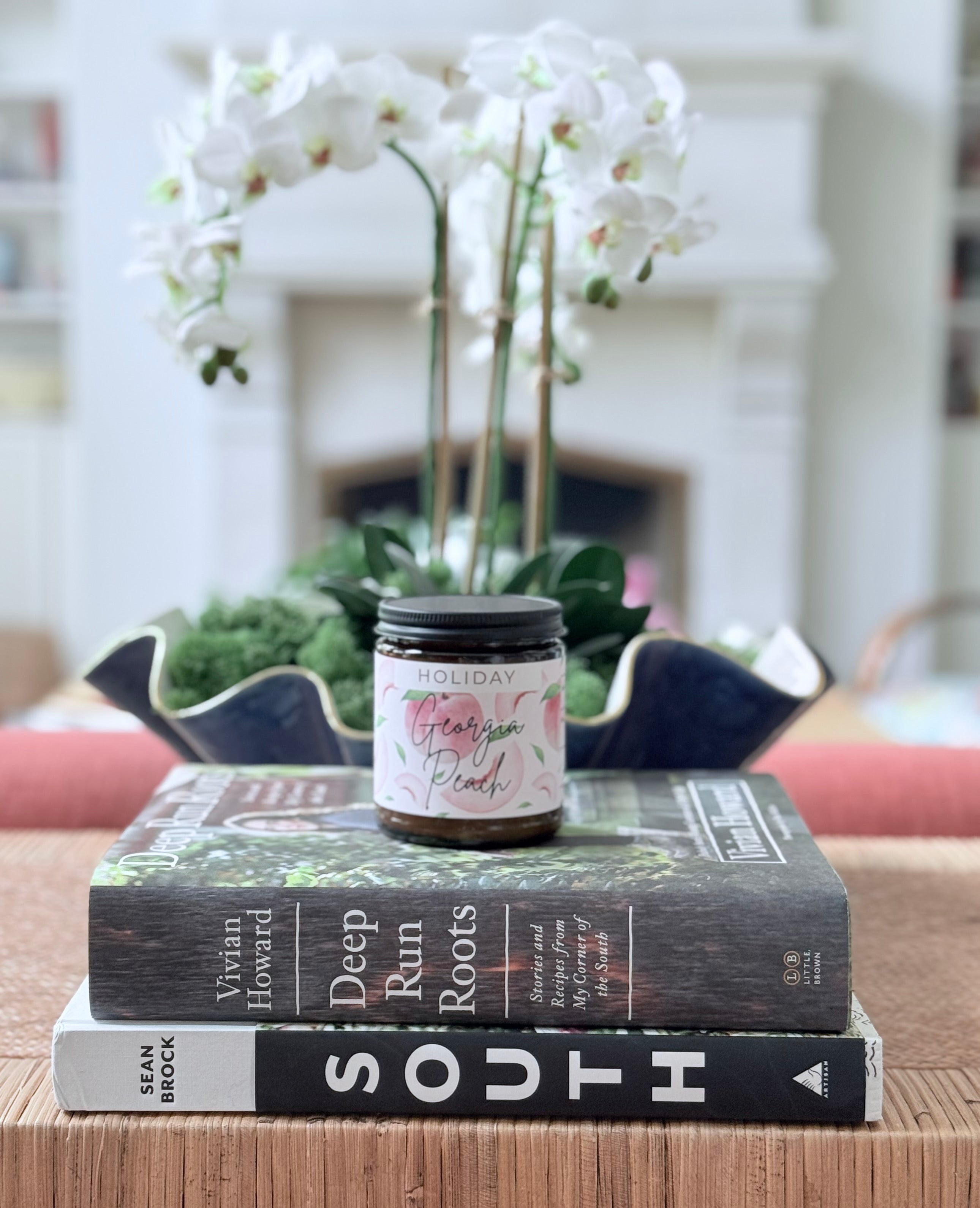 気まぐれSALEキャンディシェルカクテル Georgia Peach Holiday Candle (Peach Nectar + Orange + Vanilla