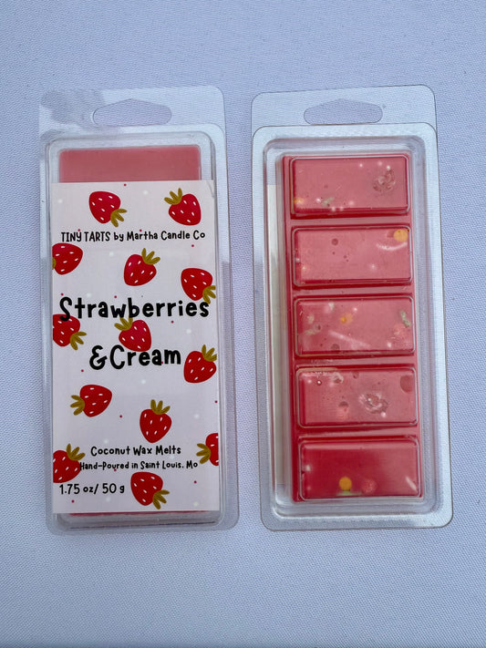 Strawberries & Cream Snap Bar