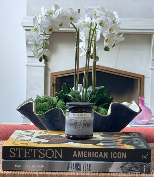 Fort Worth Holiday Candle     (Tobacco + Leather + Olibanum)