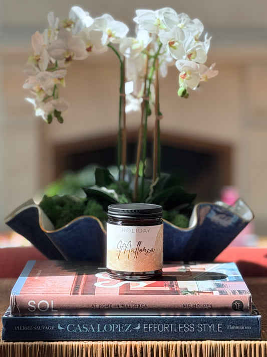 Mallorca Holiday Candle            (Bergamot + Sea Salt + Dried Fruits)