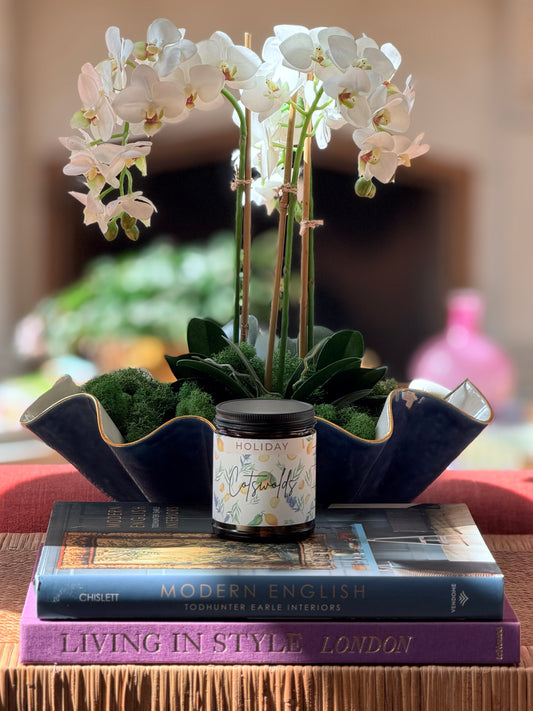 The Cotswolds Holiday Candle                                    (Lemon + Lavender)