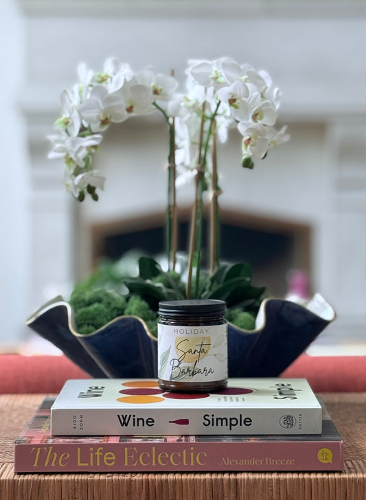 Santa Barbara Holiday Candle                                      (Lemon Verbena + Lemongrass)