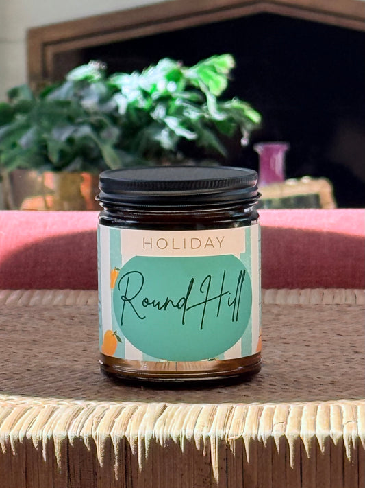 Round Hill Holiday Candle      (Mango + Coconut Milk)